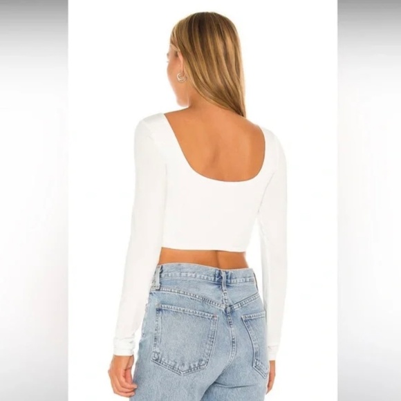 H:ours Hibi Long Sleeve Crop Top - Picture 2 of 6